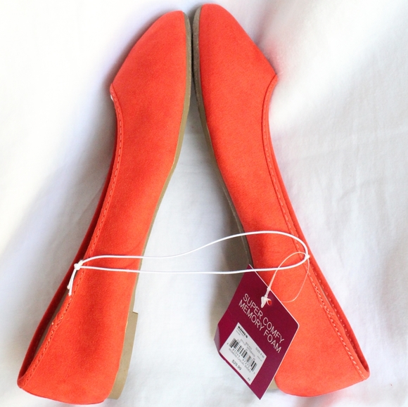 SO Memory Foam Flats - Picture 2 of 4